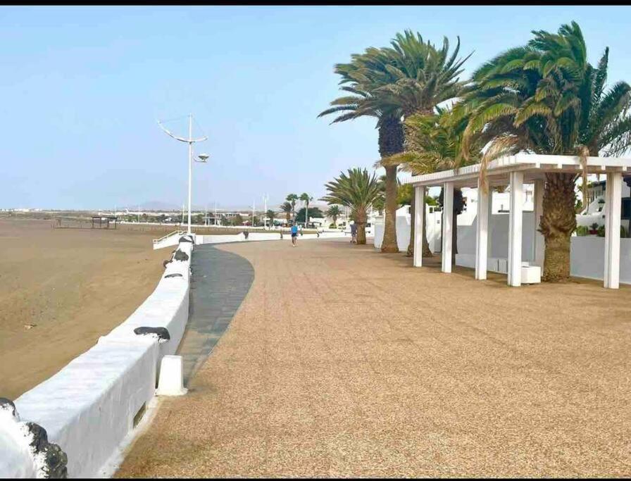 Casa Mesana Nuevo Apartamento En La Playa Con Aire Acondicionado ปลายาออนดา ภายนอก รูปภาพ