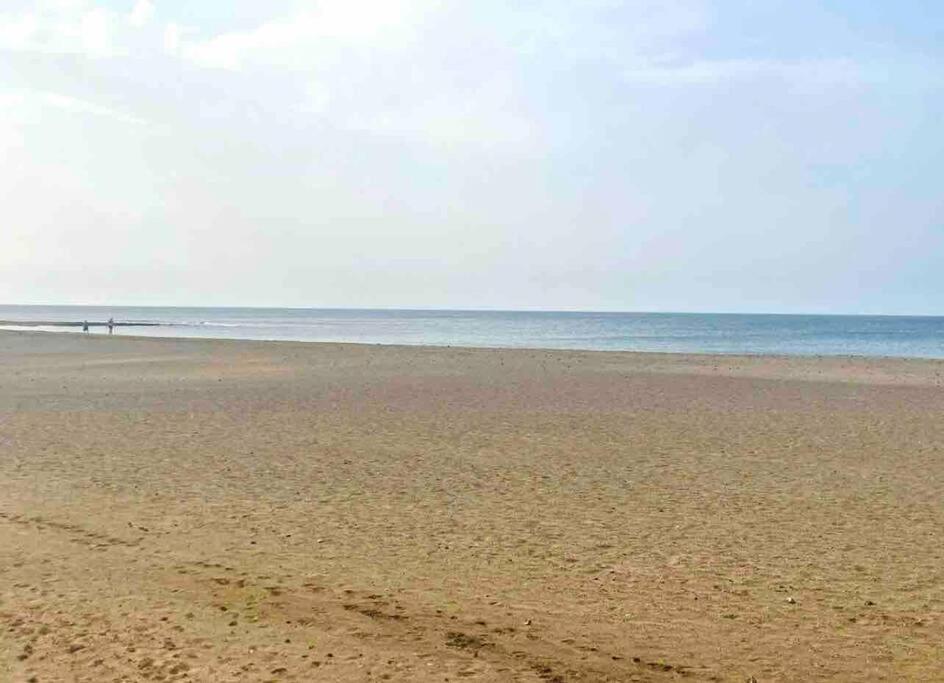Casa Mesana Nuevo Apartamento En La Playa Con Aire Acondicionado ปลายาออนดา ภายนอก รูปภาพ