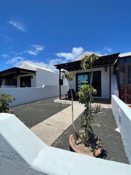 Casa Mesana Nuevo Apartamento En La Playa Con Aire Acondicionado ปลายาออนดา ภายนอก รูปภาพ